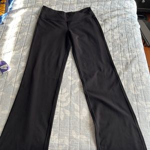 2 pairs of very gently used lulu lemon flare leggings